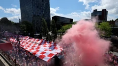 Navijačka zastava u Hamburgu  