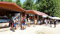 Turisti u Nacionalnom parku Krka