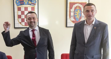Marijan Pavliček preuzeo dužnost gradonačelnika Vukovara