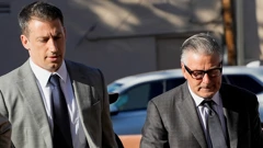 Alec Baldwin dolazi na sud u pratnji odvjetnika