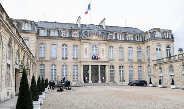 Macron u ponedjeljak u Parizu ugošćuje 25 šefova država i vlada