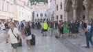 Sezona puna turista, ali i izazova