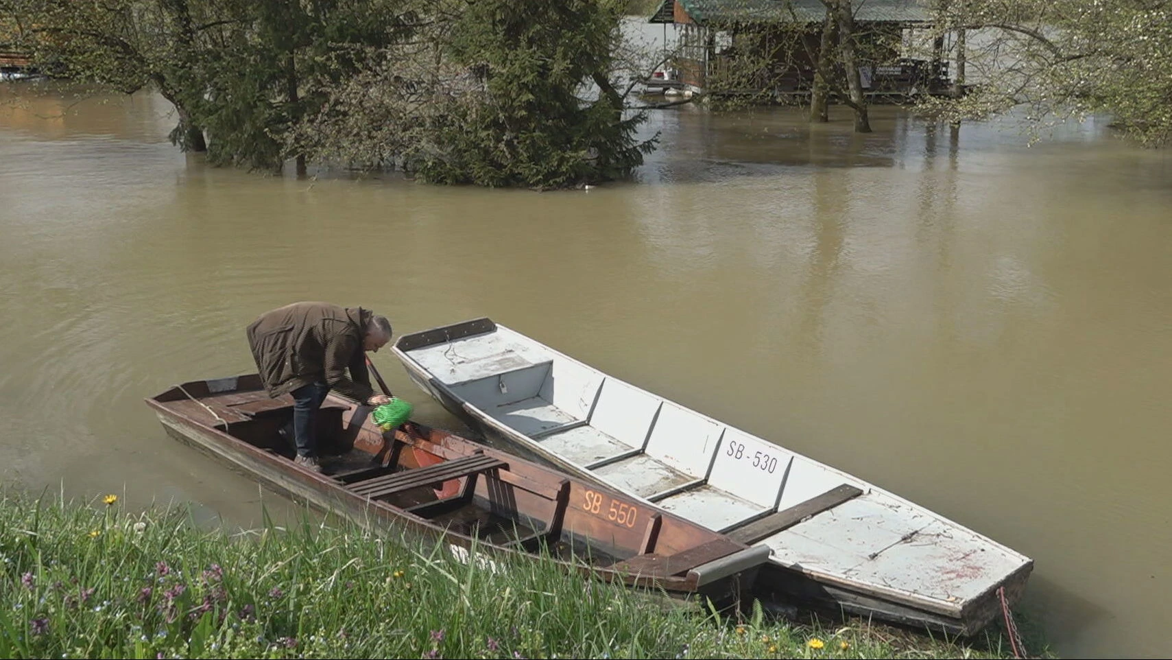 Kakve probleme splavari imaju zbog poplava?