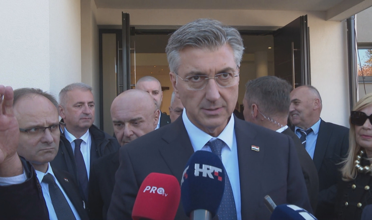 Plenković o neredima u Splitu: Govor mržnje neprihvatljiv, velika sramota