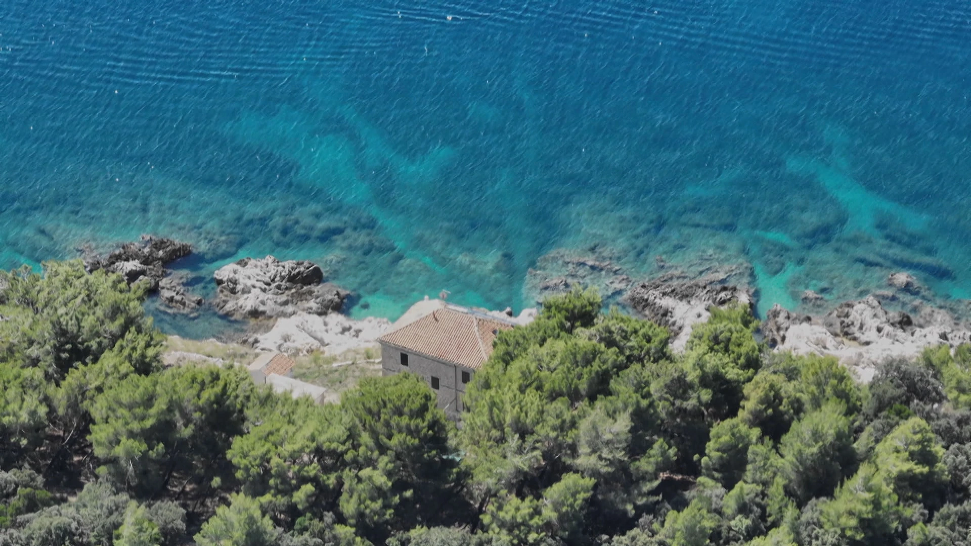 Crna punta - svjetionik pun priča i legendi 