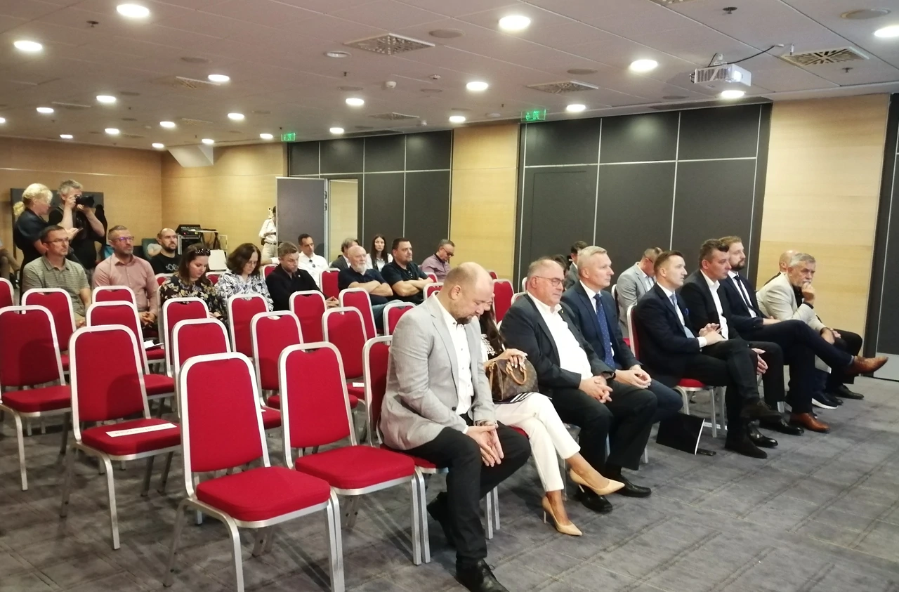 Konferencija "Hrvatska u pokretu", Foto: Radio Osijek/HRT