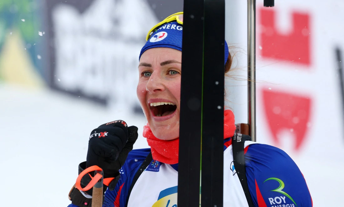 Zlato u sprintu za Braisaz-Bouchet, Anika Kožica 79.