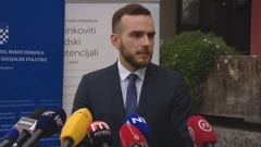 Ministar Josip Aladrović