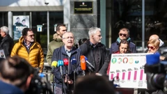 Štrajk za koeficijente razjedinio školske sindikate