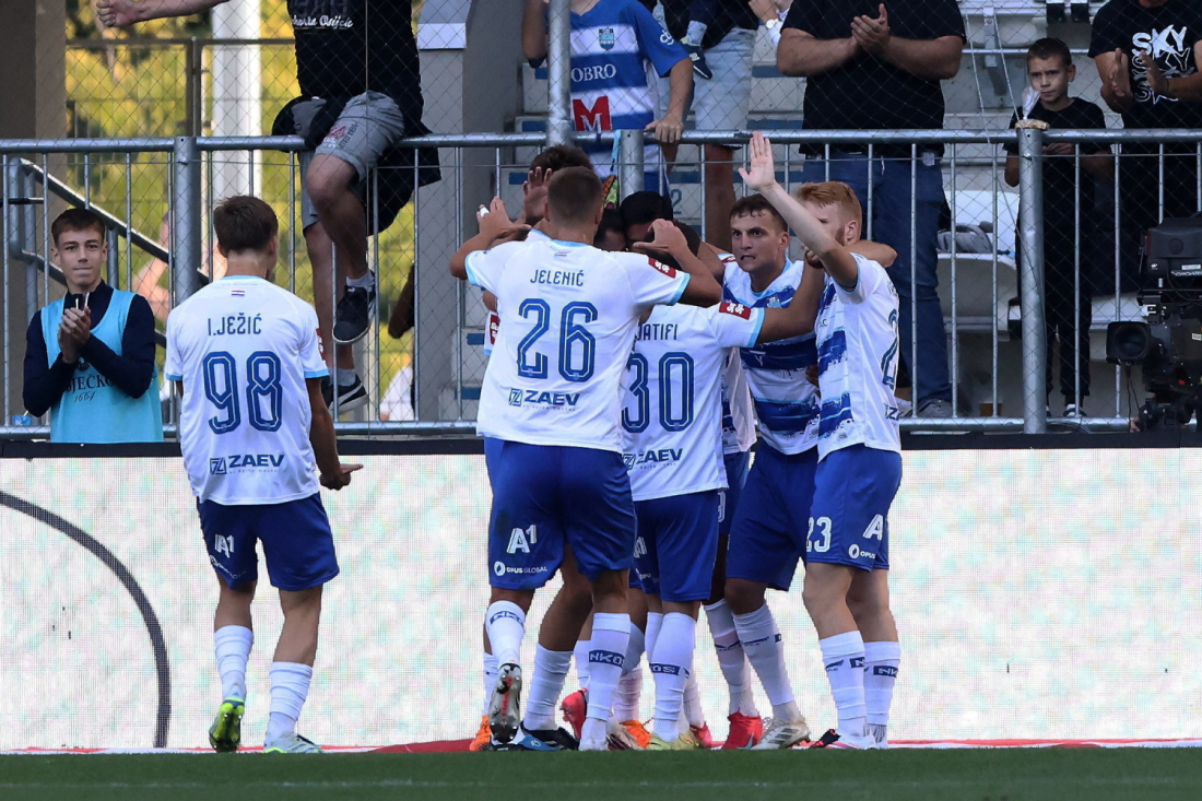 Slavlje vodećeg pogotka igrača Osijeka, Foto: Marin Franov/Cropix