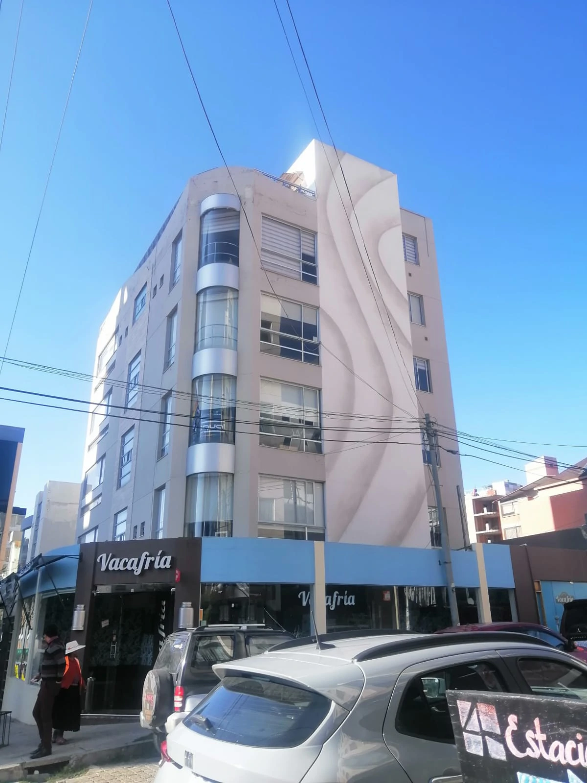 Edificio Vip's, Foto: Carlos Rojas/-