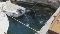 Automobil je završio u rijeci