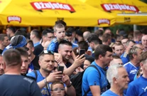 Navijači Dinama spremaju se za proslavu naslova prvaka, Foto: Luka Stanzl/PIXSELL