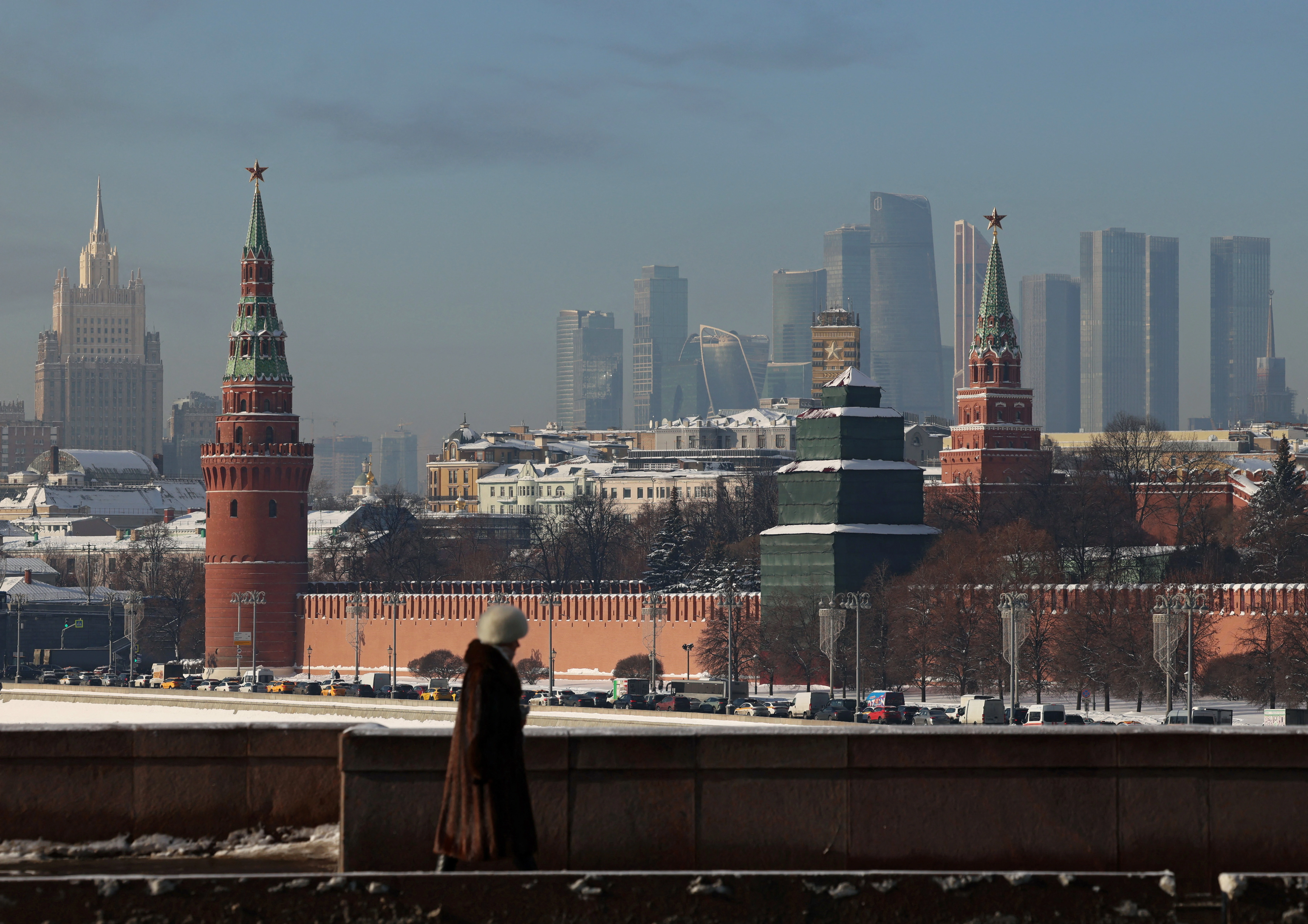 Kremlj poručio da je spreman na dijalog s Macronom