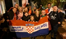 Hrvatski navijači u Pragu, Foto: Marko Lukunić/PIXSELL