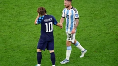 Luka Modrić, Alexis Mac Allister 
