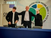 Kovtun i Gorbacheva potpisali za GK Osijek Žito, Foto: Krunoslav Inhof/HRT Radio Osijek