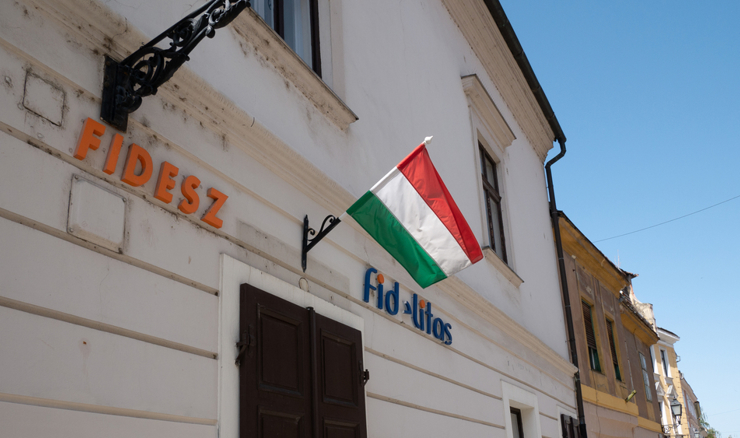 Mađarska: Fidesz optužuje novu vladu da ga želi ugasiti