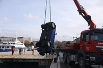 Izvlačenje automobila, Foto: Duje Klaric/CROPIX