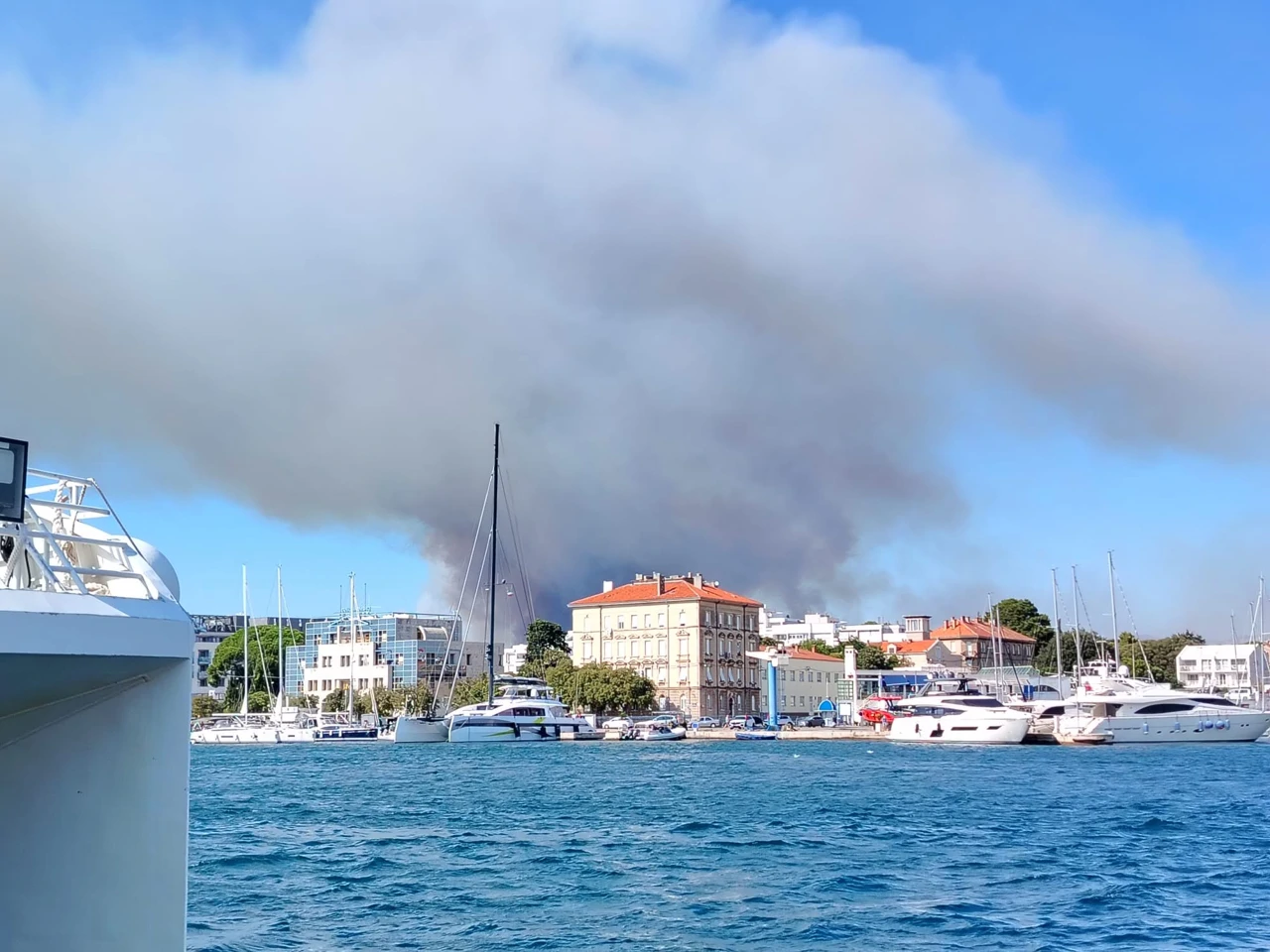 Požar u Ninskim Stanovima, Foto: Dino Kajić/-