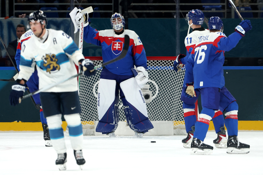Slovaci srušili olimpijske pobjednike na otvaranju hokejaškog turnira