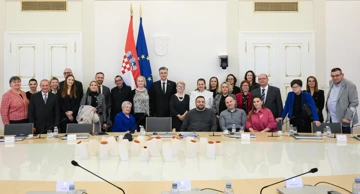 Plenković s predstavnicima Zajednice saveza osoba s invaliditetom Hrvatske 