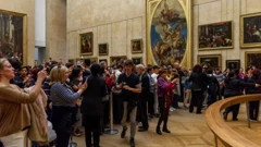 Louvre, arhivska fotografija