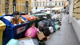 Smeće se gomila na riječkim ulicama