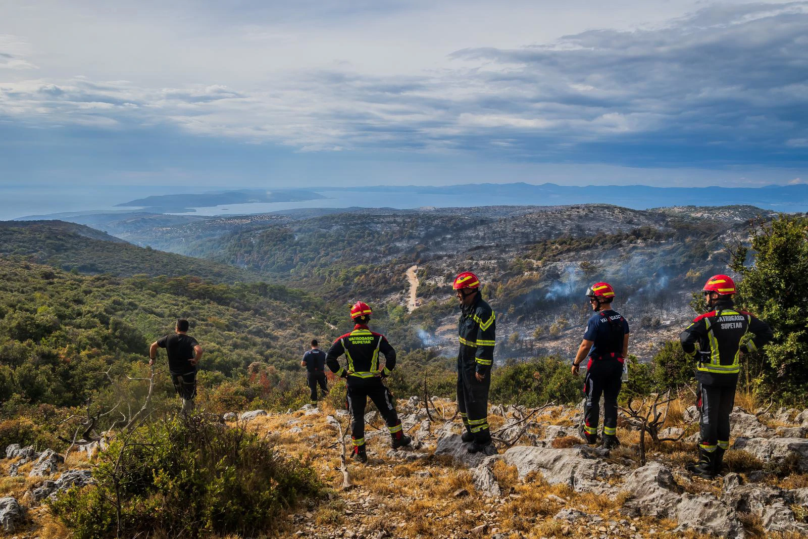 Lokaliziran požar na Braču