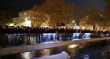 U Rijeci održan mimohod sjećanja na žrtvu Vukovara i Škabrnje