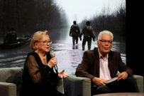 Gabi Novak i Siniša Škarica, Foto:  Kamen puca, pjesma putuje/HRT