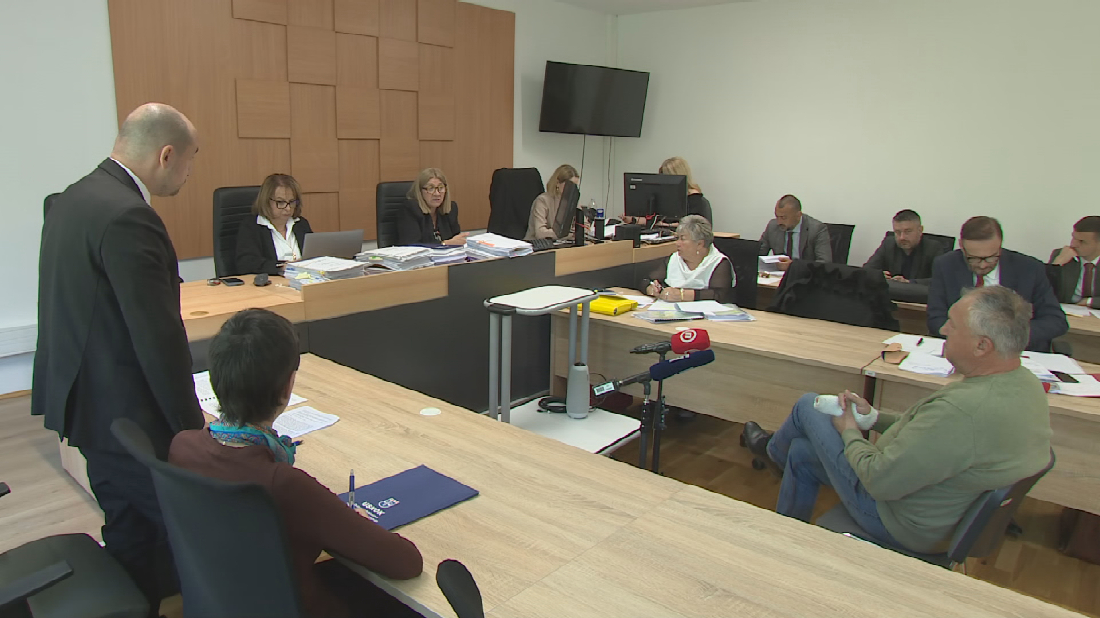 ton sa sudenja frame 16 20260427133328