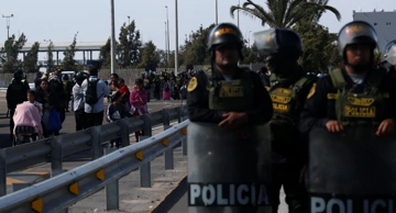 Sad pauzira imigracijaske zahtjeve