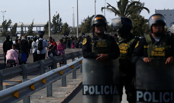 Sad pauzira imigracijaske zahtjeve