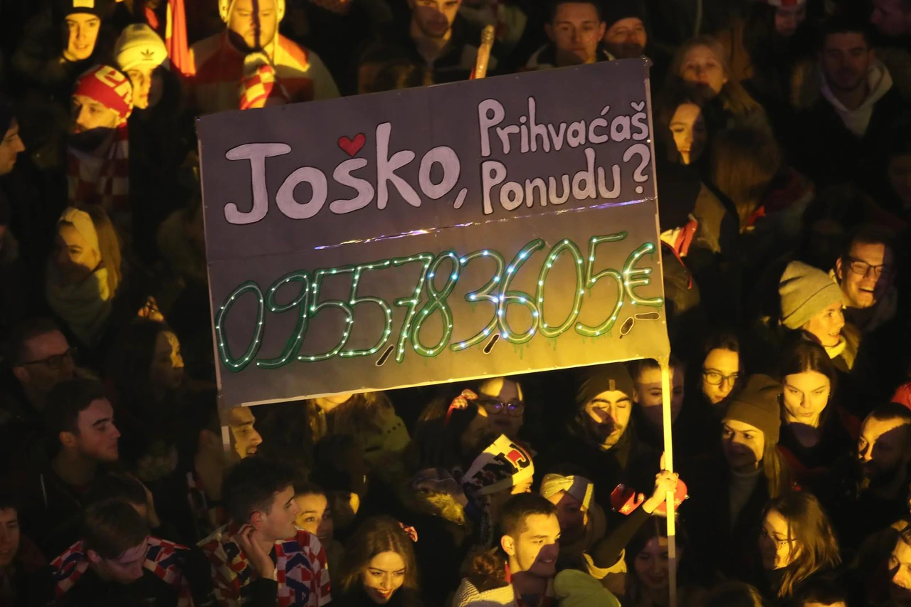 Poruka za Gvardiola, Foto: Luka Stanzl/Pixsell