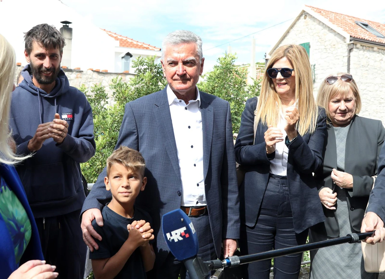 Škola na šibenskom otoku otvorila vrata nakon 50 godina 