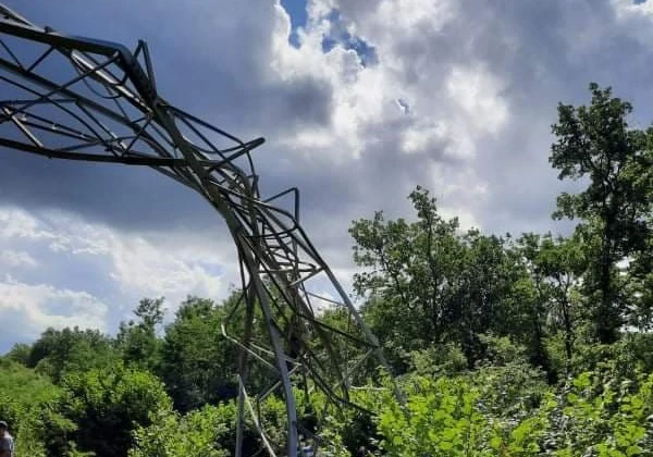 Pijavica u Istri srušila HEP-ov stup, Foto: Dean Dobrec/HOPS