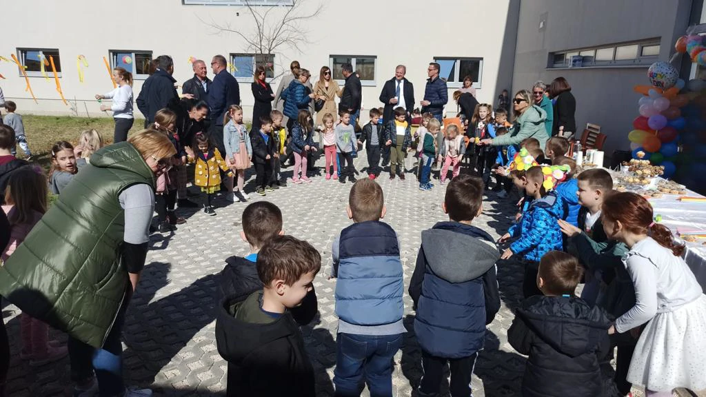 Latica proslavila 32. rođendan, Foto: -/-