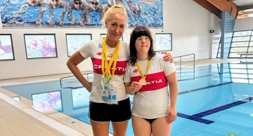 Danijela Kurtin i Lucija Mijolović