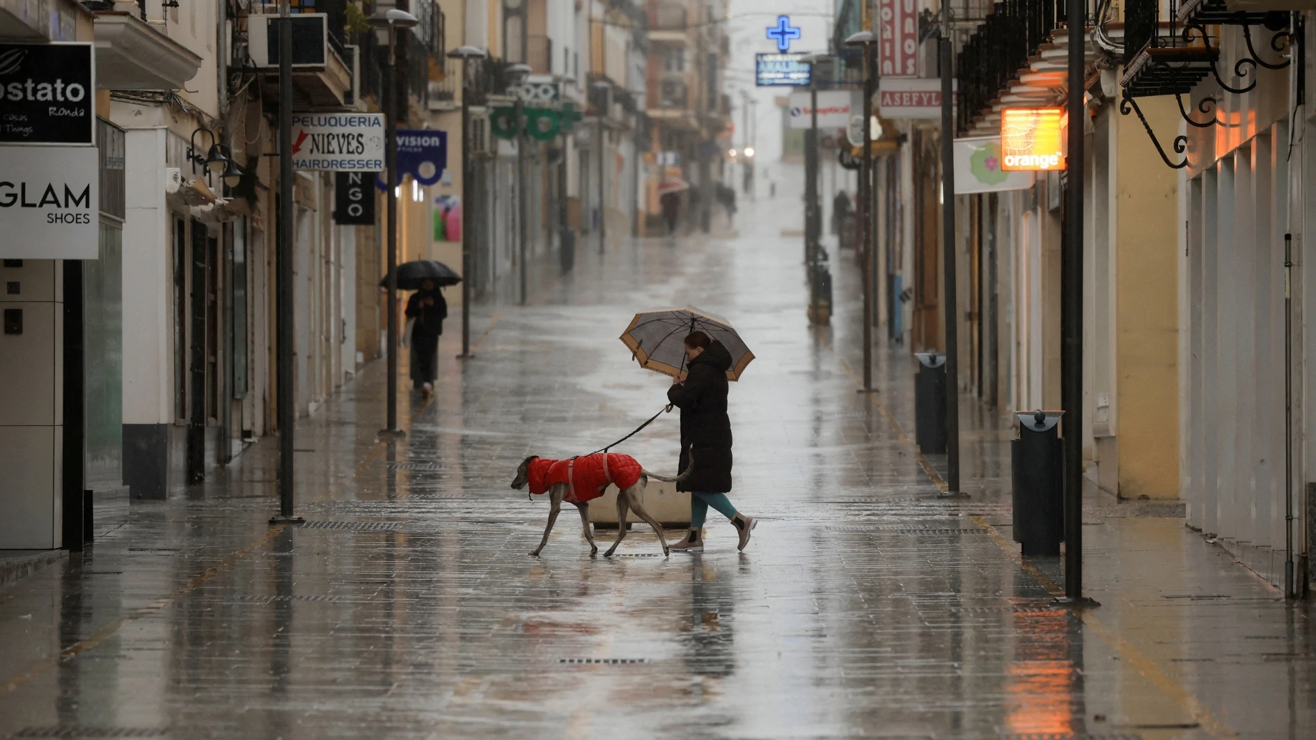 'Leonardo' poharao jug Europe, snježna oluja u Japanu odnosi živote Kép