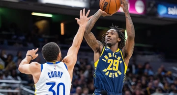 Quenton Jackson i Stephen Curry 