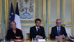 Macron se sastaje s gradonačelnicima tjedan dana nakon izbijanja uličnih nereda