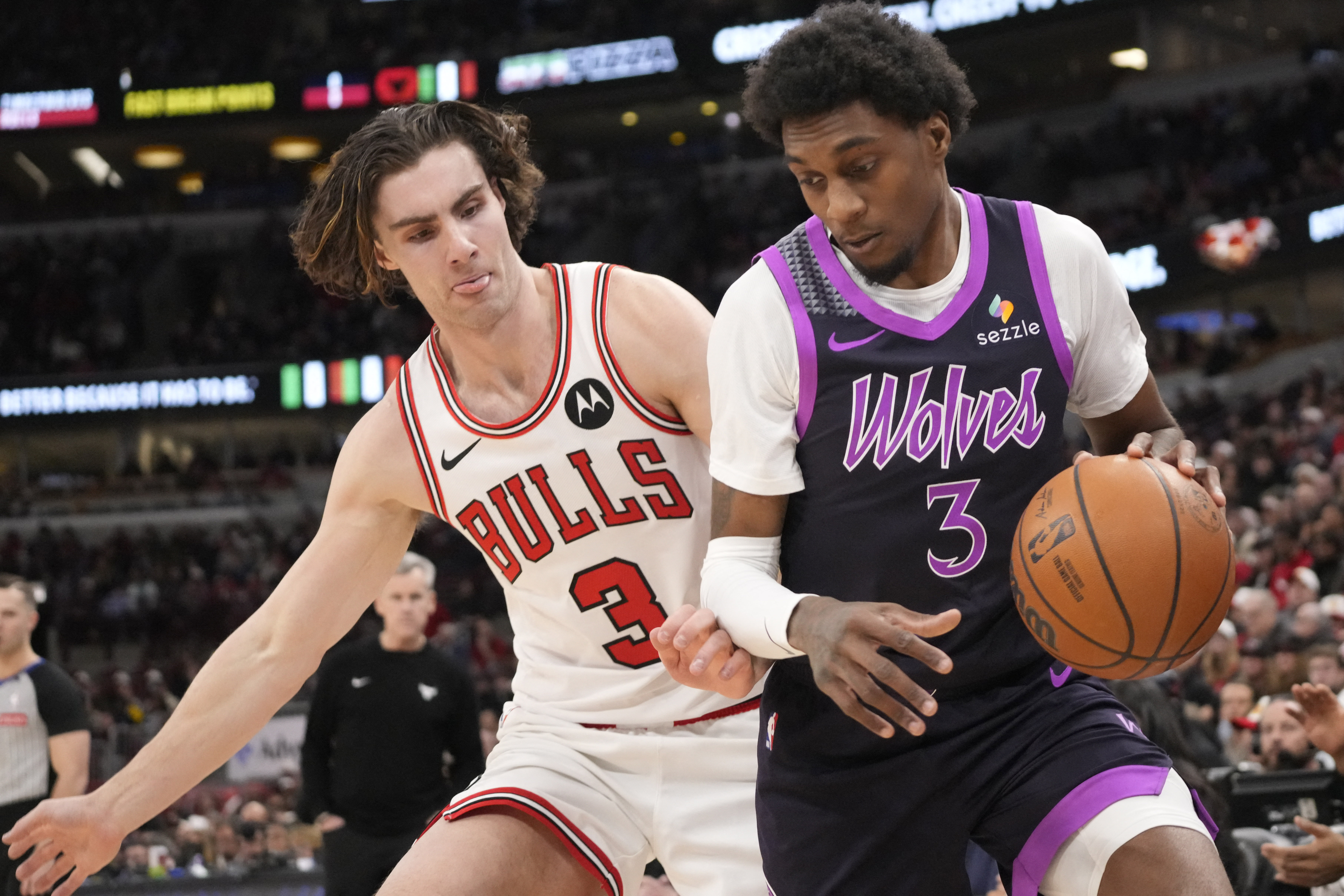 2025 12 30t020533z 2109477944 mt1usatoday27901039 rtrmadp 3 nba minnesota timberwolves at chicago bulls 20260101144653