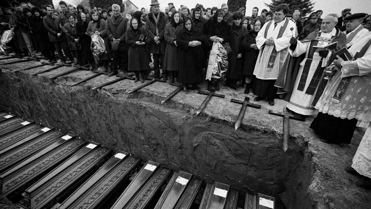  Četvrtak, 18. studenoga na Prvom  , Foto: Slike rata - Zoran Filipović/dokumentarac