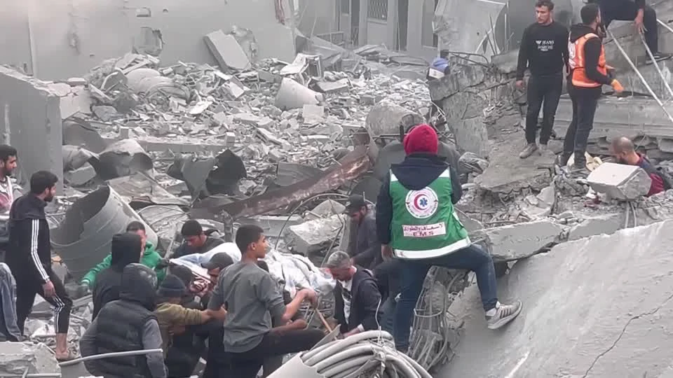 U izraelskim napadima ubijeni deseci u Gazi dok počinju novi pregovori o primirju