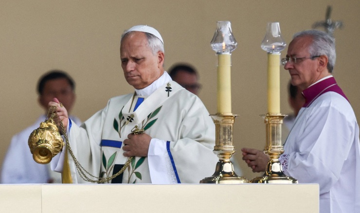 Papa Lav XIV. okupio 700.000 vjernika u Parizu, odlazi u Lourdes