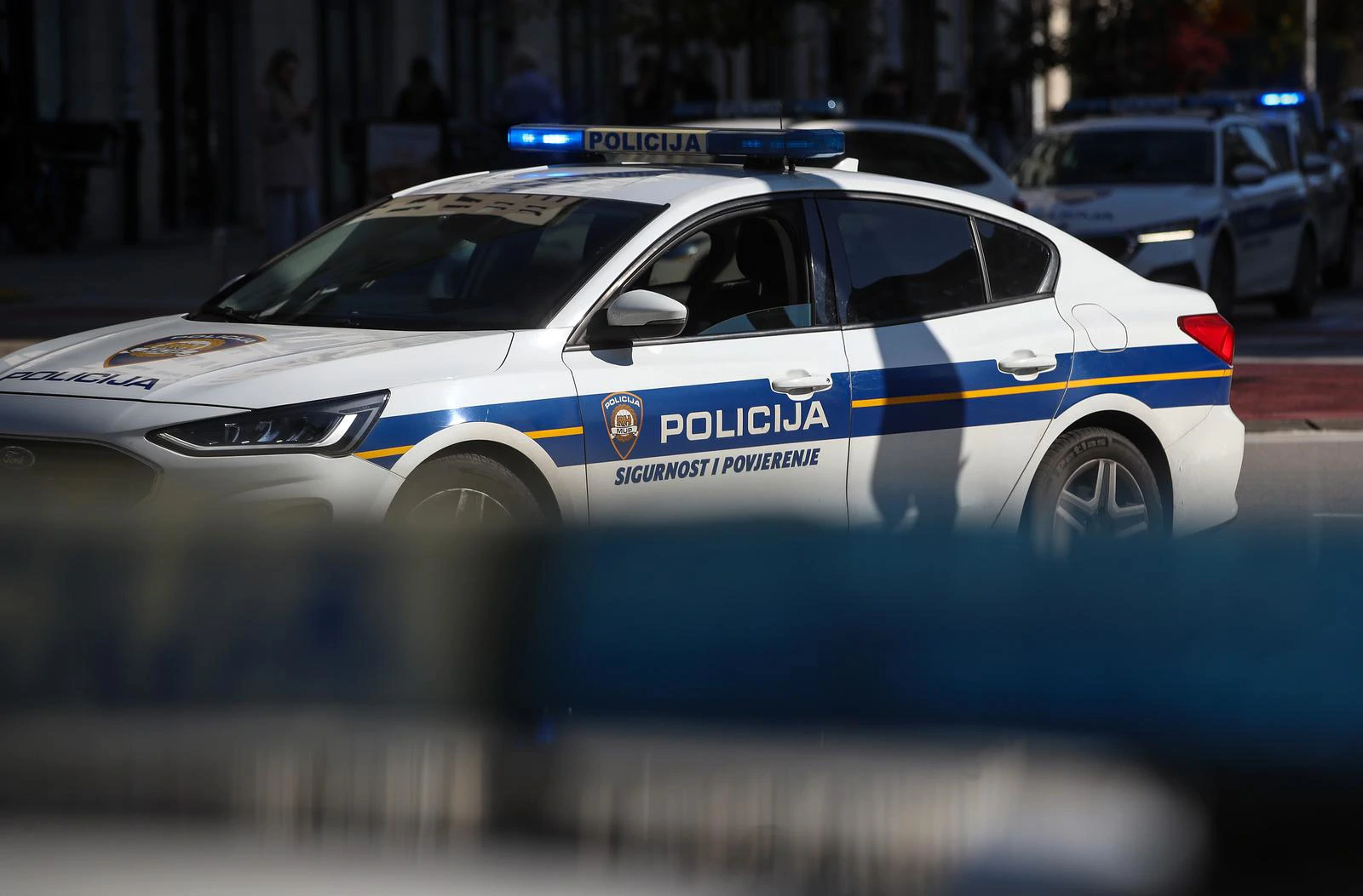 U stanu kraj Rijeke pronađen mrtav muškarac, žena u bolnici