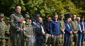 Ivan Anušić na vojnoj vježbi
