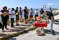 Aktivisti slave u uvali Vruja, Foto:  Matko Begovic /PIXSELL