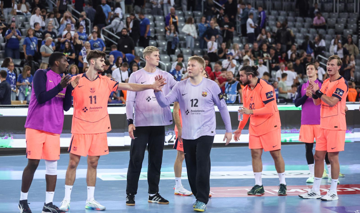 Igrači Barcelone nakon pobjede nad Zagrebom